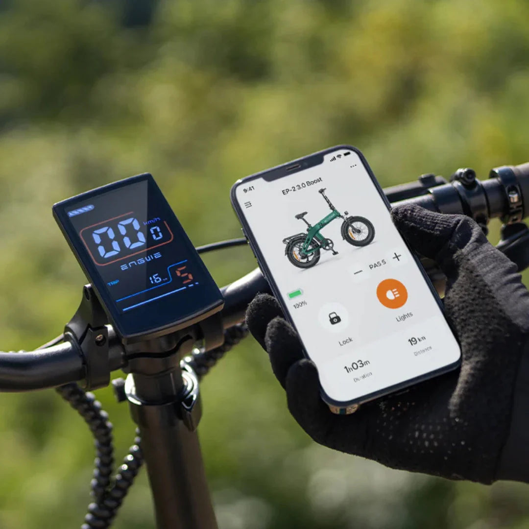 LCD zaslon i mobilna aplikacija za električni bicikl Engwe EP-2 3.0 Boost na upravljaču