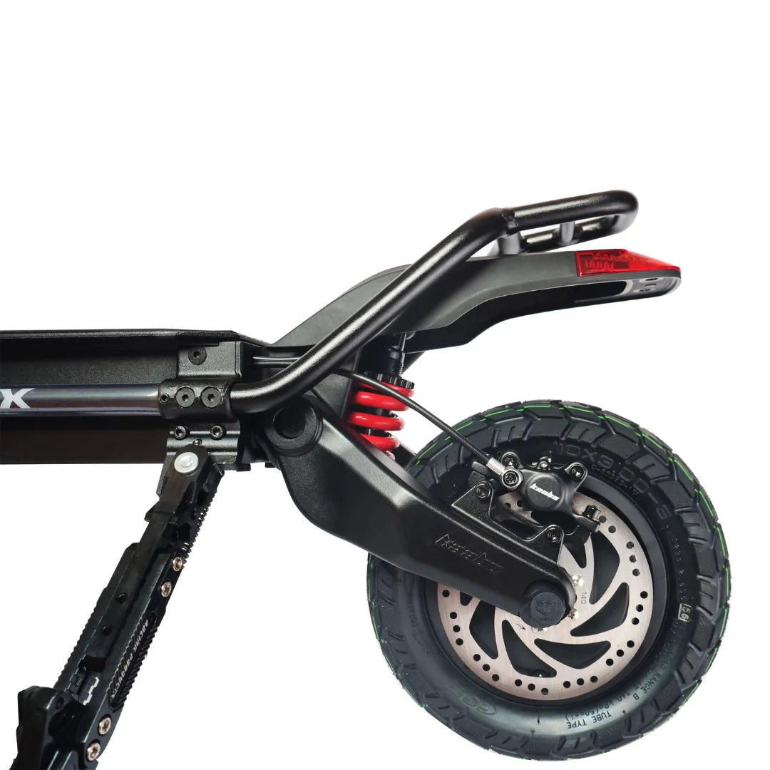 Stražnji dio električnog romobila Kaabo Wolf Warrior X Max s vidljivim ovjesom i kočnicom