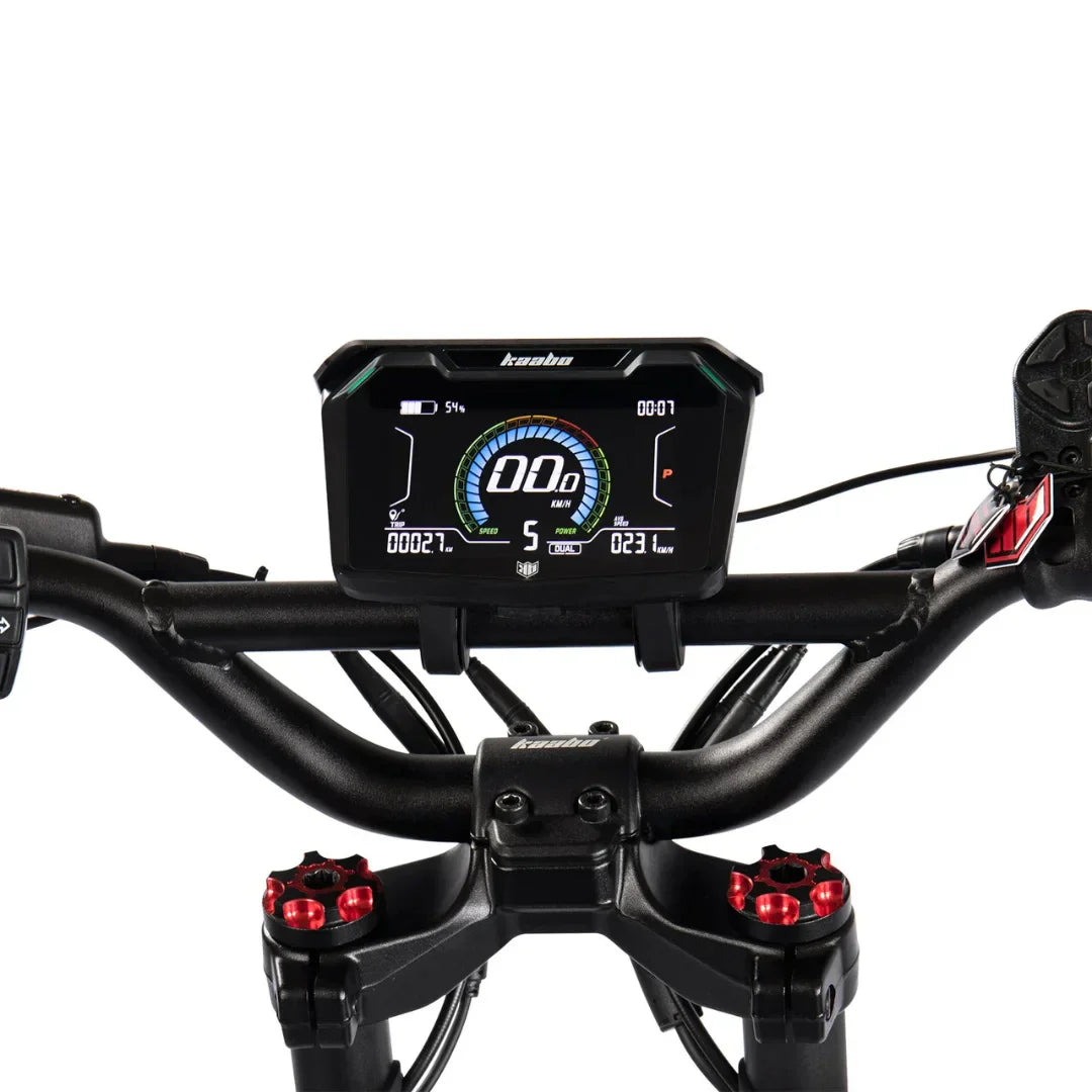 Digitalni LCD zaslon na upravljaču električnog romobila Kaabo Wolf Warrior X Plus crne boje