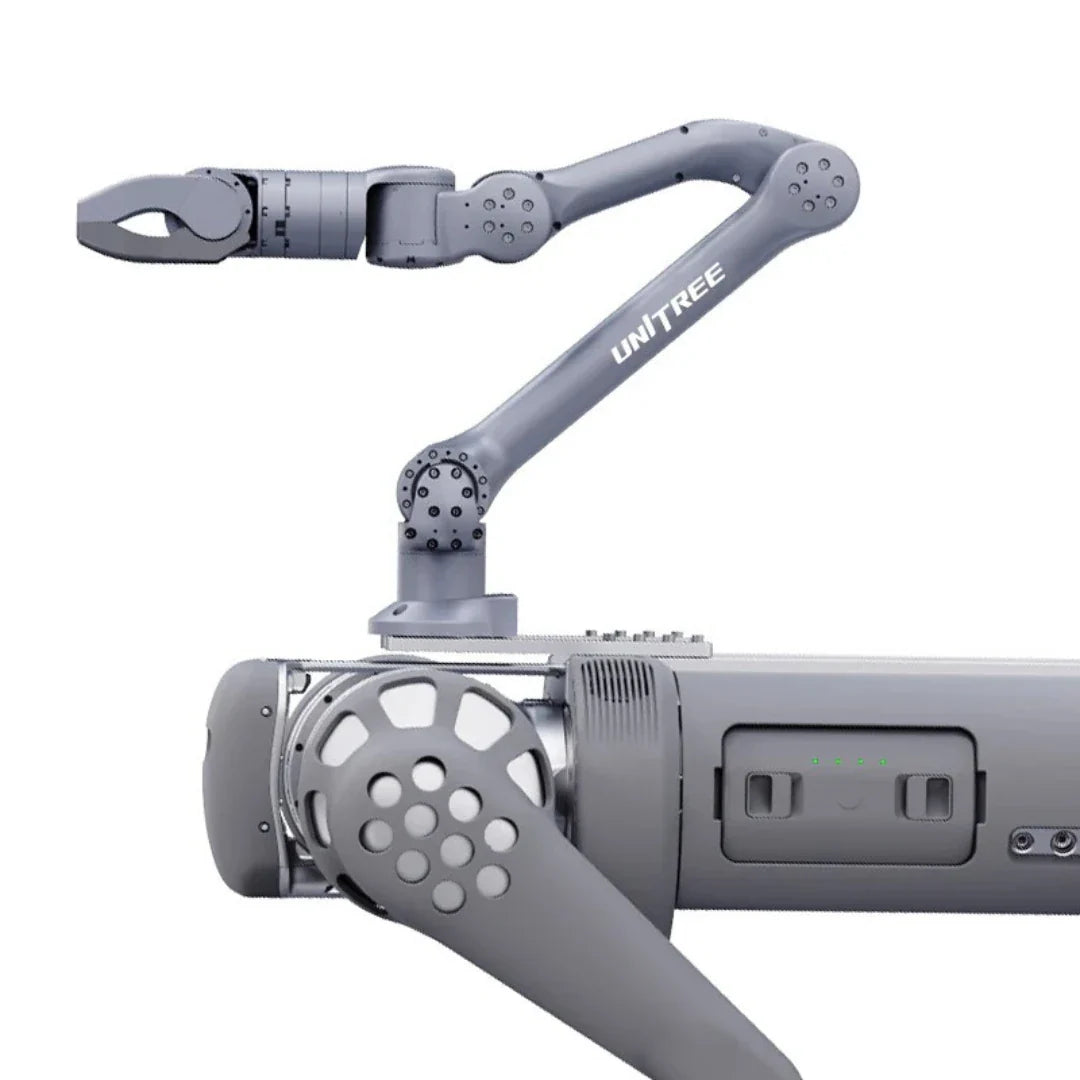 Siva robotska ruka Unitree Z1 s hvataljkom na kućištu robotskog psa, bočni pogled