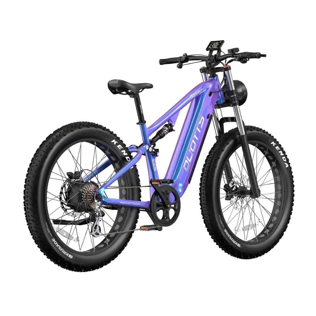 Električni bicikl Duotts E26 ljubičaste boje, bočni pogled na fat bike s Kenda gumama