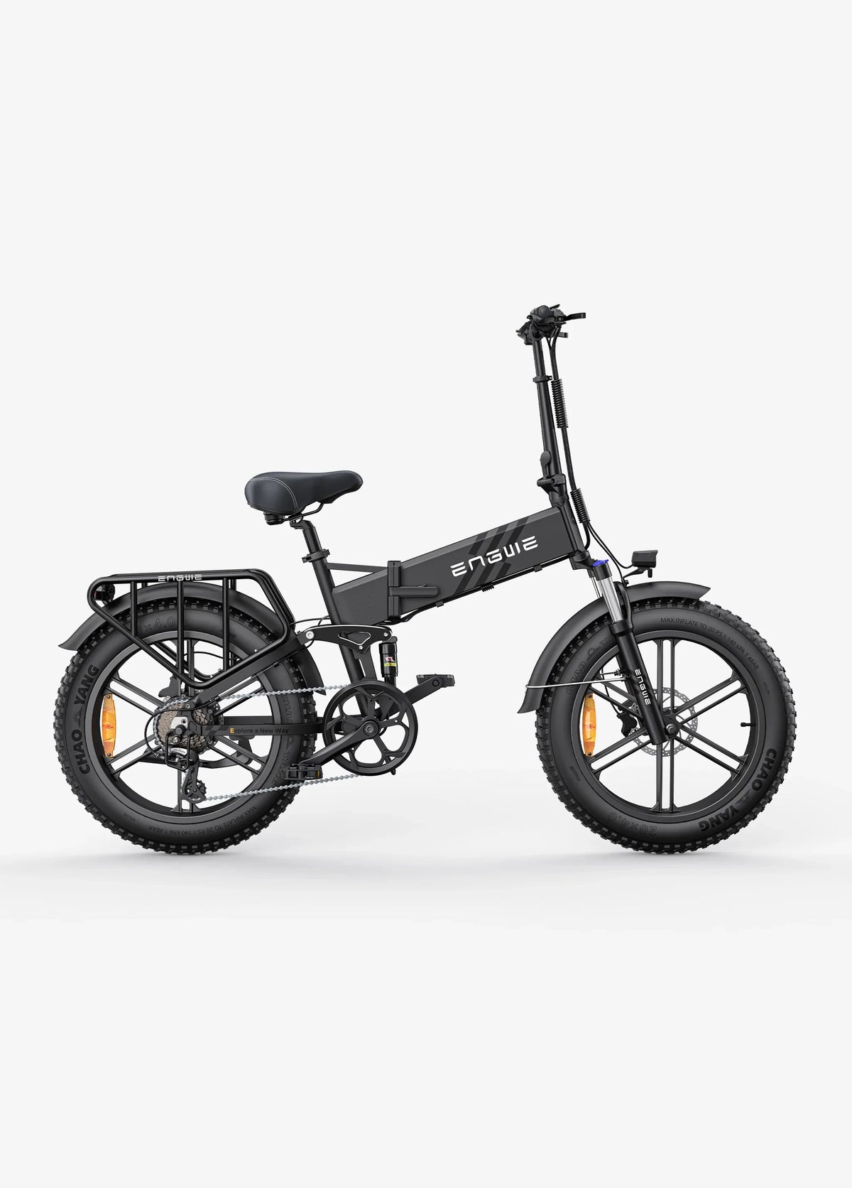 Crni električni bicikl Engwe Engine Pro 2.0 s debelim gumama, prikaz s bočne strane