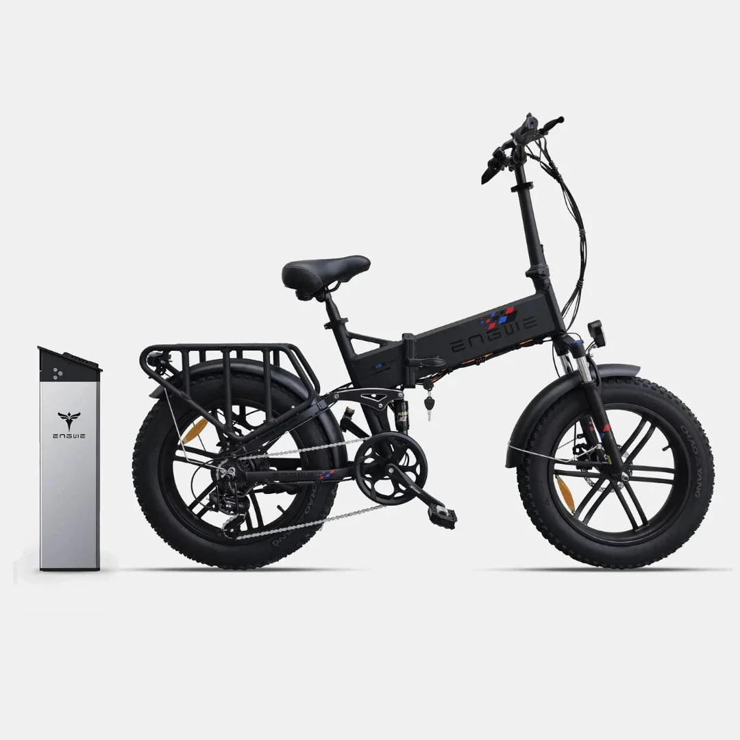 Crni električni bicikl Engwe Engine X s baterijom, bočni prikaz sklopljivog modela s debelim gumama