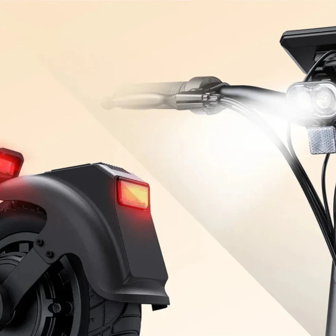 Električni romobil Engwe Y700 prikaz prednjeg svjetla i stražnjeg crvenog svjetla na blatobranu