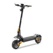 Električni romobil Hiley Tiger King crne boje s detaljima zlatne boje iz bočnog pogleda