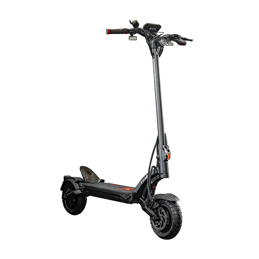 Električni romobil Kaabo Mantis X Plus crne boje, pogled s prednje strane na bijeloj pozadini