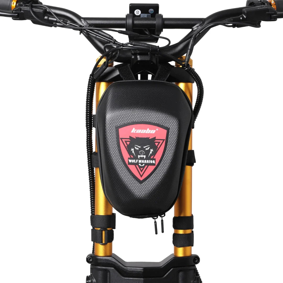 Crna torbica za električni romobil Kaabo Wolf King GTR montirana na upravljač s logotipom vuka