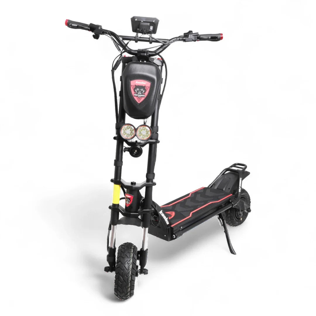 Električni romobil Kaabo Wolf Warrior 11 Max, prednji pogled na crni model s prednjim svjetlima
