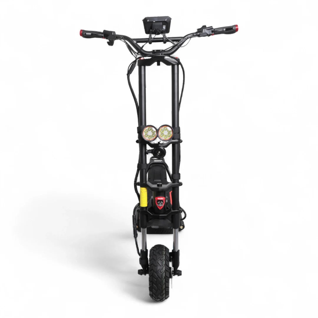 Crni električni romobil Kaabo Wolf Warrior 11 Max, prednji pogled na upravljač i dvostruka svjetla