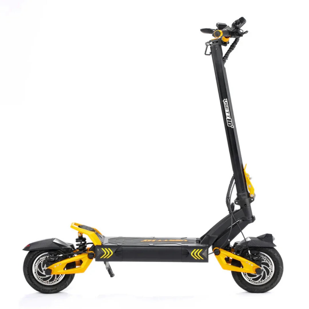 Električni romobil Vsett 10+ Super crno-žute boje bočni pogled na bijeloj pozadini