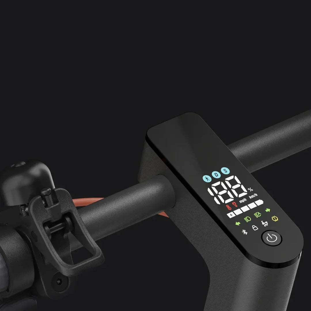 Digitalni LED zaslon električnog romobila Xiaomi 5 Pro s prikazom brzine i funkcija na upravljaču