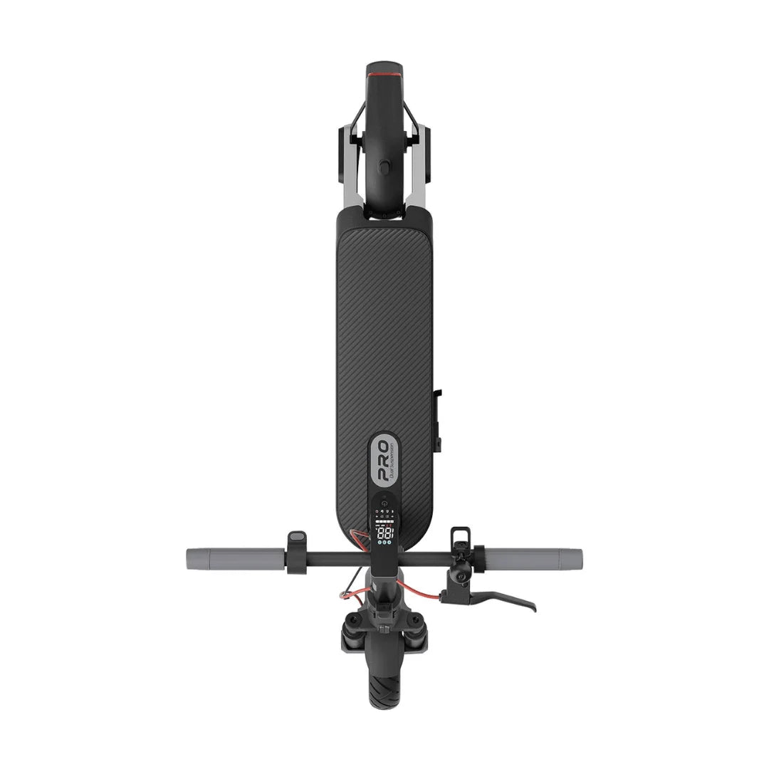 Električni romobil Xiaomi 5 Pro pogled odozgo na crno gazište i upravljač s ekranom