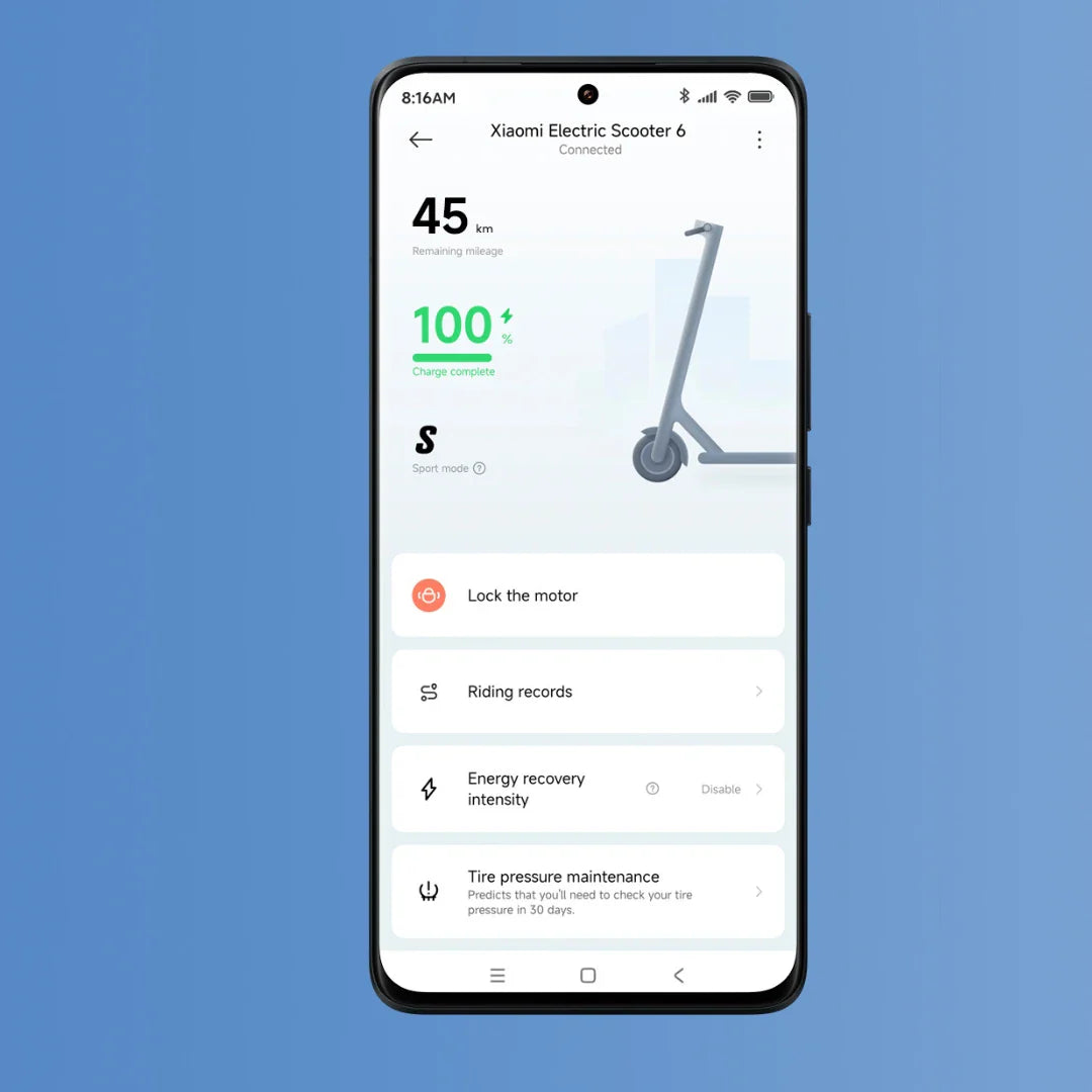 Pametni telefon s aplikacijom za električni romobil Xiaomi 6 prikazuje status baterije i postavke