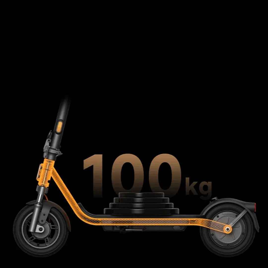 Električni romobil Xiaomi 6 Lite prikaz nosivosti od 100 kg bočni pogled na crnoj pozadini