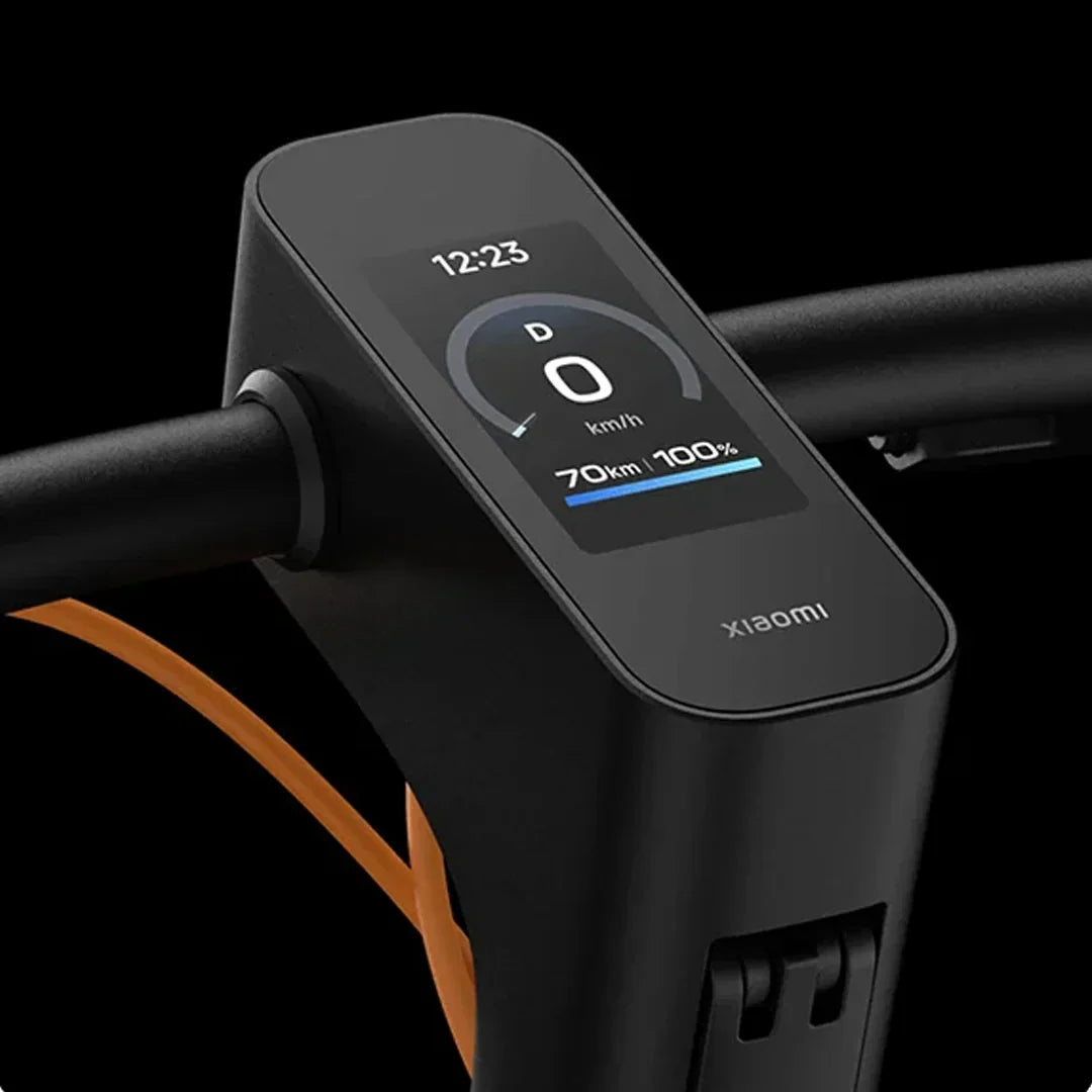 Digitalni LED zaslon na upravljaču električnog romobila Xiaomi 6 Max crne boje