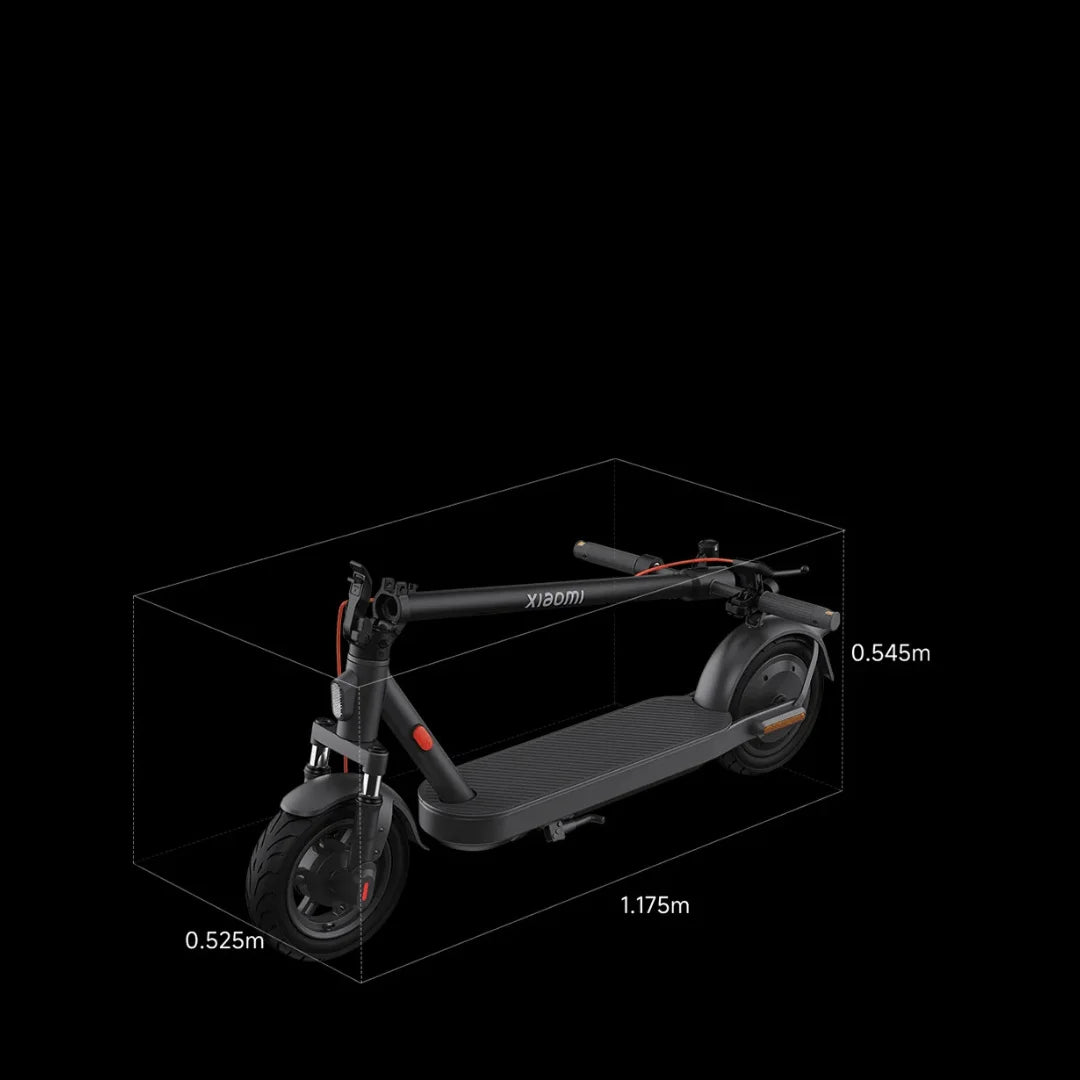 Sklopljen crni električni romobil Xiaomi Elite s prikazom dimenzija na crnoj podlozi