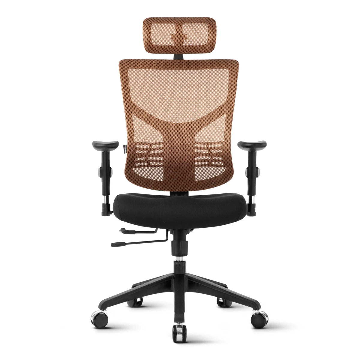 Proizvod je ergonomska uredska stolica, točnije model Essent. Stolica ima mrežasti naslon za leđa za prozračnost, podesive naslone za ruke i udobno sjedalo, dizajnirano da pruži udobnost i potporu tijekom dugih sati sjedenja. Cjelokupni dizajn naglašava ergonomsku potporu, s fokusom na poticanje dobrog držanja.