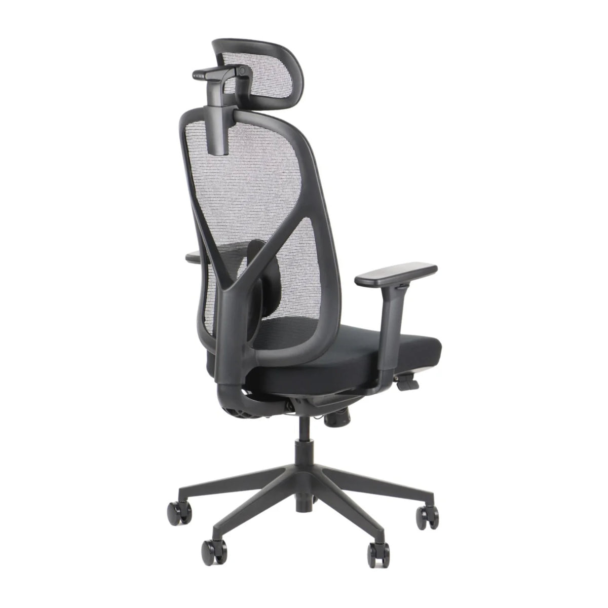 Proizvod je ergonomska uredska stolica, točnije model Larck. Slika prikazuje stolicu sa strane, ističući njezin mrežasti naslon za leđa, podesivi naslon za glavu i naslone za ruke, uz čvrstu bazu na kotačićima za mobilnost. Cjelokupni dizajn naglašava udobnost i potporu za duge sate sjedenja.