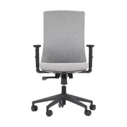 Proizvod je ergonomska uredska stolica, točnije model Tono. Stolica se odlikuje elegantnim dizajnom sa sivom presvlakom od tkanine, visokim naslonom za leđa i podesivim naslonima za ruke. Montirana je na bazu s pet krakova s okretnim kotačićima, što je čini prikladnom za uredsku upotrebu.