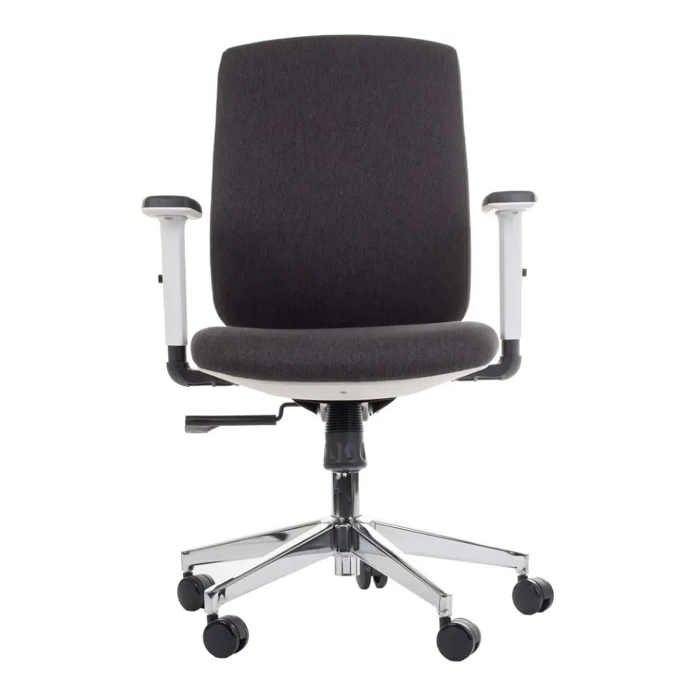 Proizvod je ergonomska uredska stolica, model ZN-605. Stolica se odlikuje elegantnim dizajnom sjedala i naslona od sive tkanine, podesivim naslonima za ruke i kromiranom bazom s kotačićima za mobilnost.
