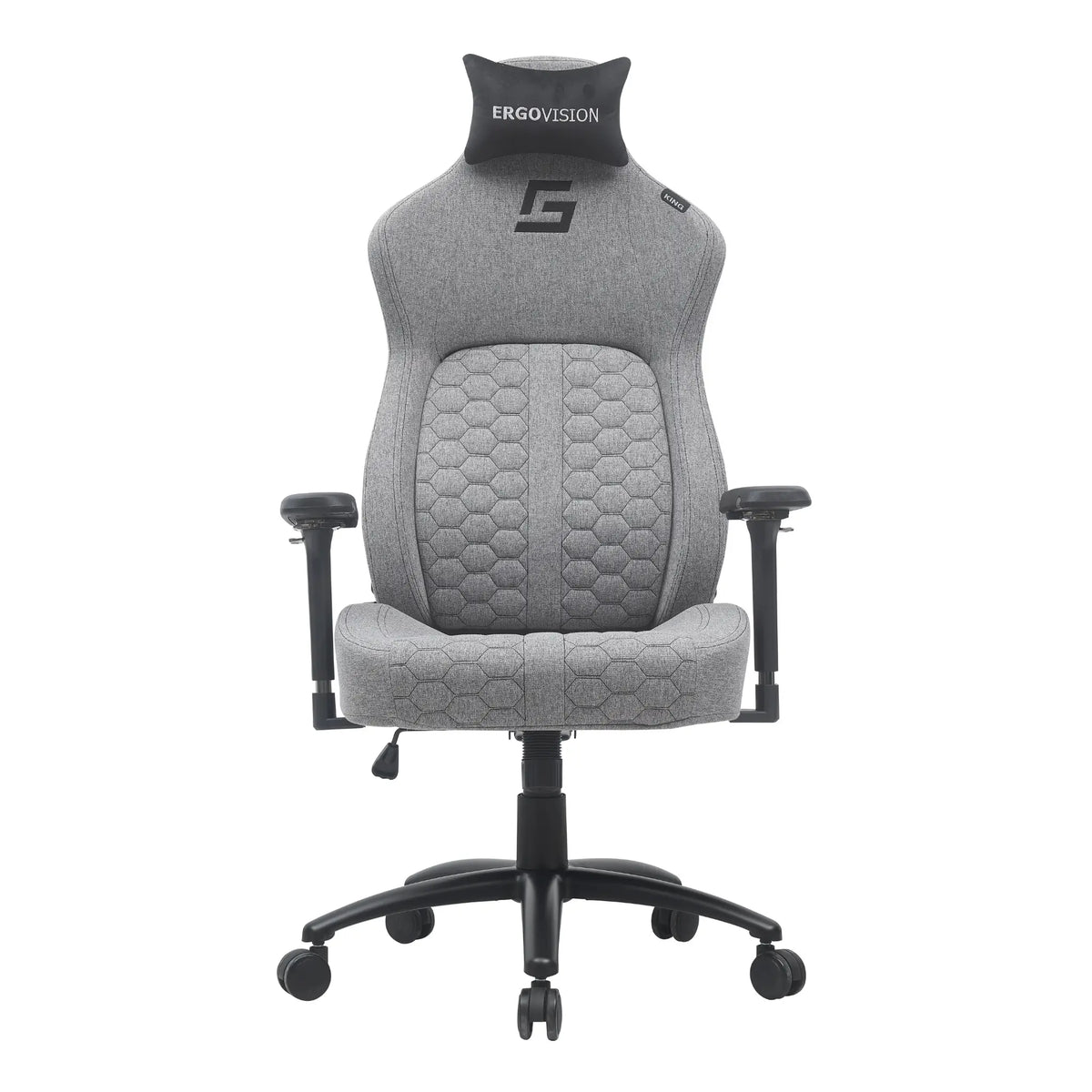 Proizvod je ergonomska gaming stolica brenda Ergovision, točnije model "Gaming Chair King". Stolica ima elegantan sivi dizajn s uzorkom saća na sjedalu i naslonu za leđa, pružajući i udobnost i stil. Uključuje podesive naslone za ruke i potporni naslon za glavu, što je čini prikladnom za duge gaming ili radne sesije.