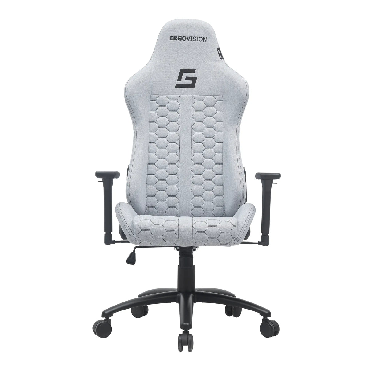 Proizvod je ergonomska gaming stolica marke Ergovision, model Mikado. Stolica se odlikuje elegantnim dizajnom sa svijetlosivom tkaninom, heksagonalnim uzorcima na sjedalu i naslonu za leđa, podesivim naslonima za ruke i postoljem podesivim po visini, što je čini prikladnom za duge gaming ili uredske sesije.