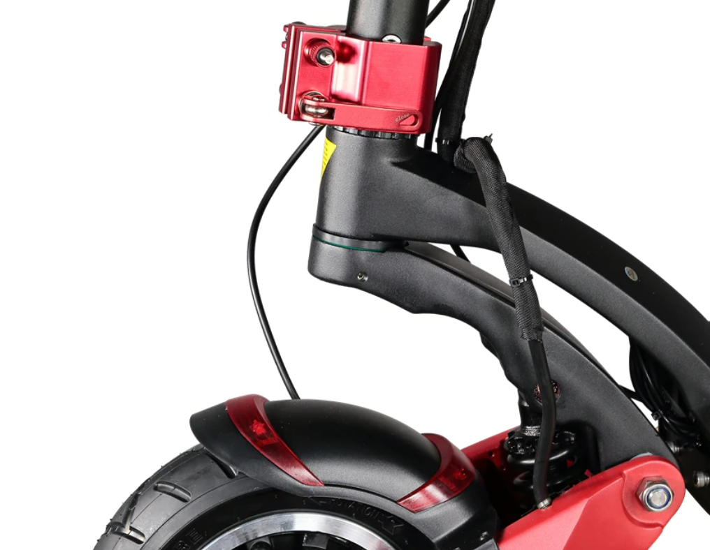Crvena obujmica za električni romobil Eco Speed 10x i 11x, detalj sklopa upravljača na bijeloj
