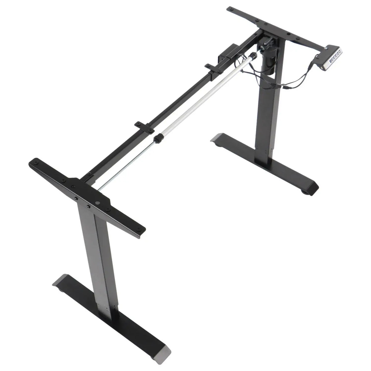 Proizvod je postolje podiznog stola, konkretno model Prato. Slika prikazuje minimalistički, podesivi okvir dizajniran za postavljanje podiznog stola, s čvrstim crnim nogama i poprečnom gredom za stabilnost. Uključuje upravljački mehanizam za podešavanje visine, što ga čini ergonomskim i prikladnim za različite želje korisnika.