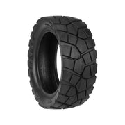 Terenska tubeless guma 9x3.0-5.5 za električni romobil KuKirin G2 Pro crne boje bočni pogled