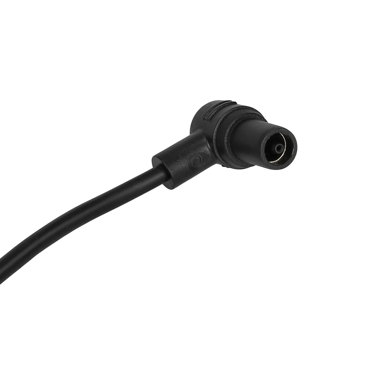 Crni kutni konektor punjača za električni romobil Xiaomi 4 Pro 2nd Gen, pogled izbliza